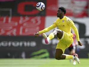 Fulham make a bright start in bright yellow.