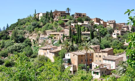 Hilltop village of Deia, Deia Municipality, Mallorca, Balearic Islands