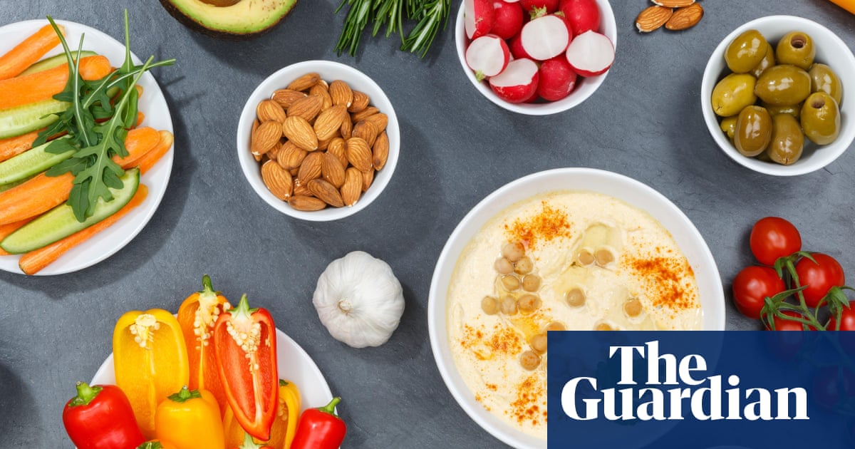 Vegan diet can help overweight people shed pounds, study shows