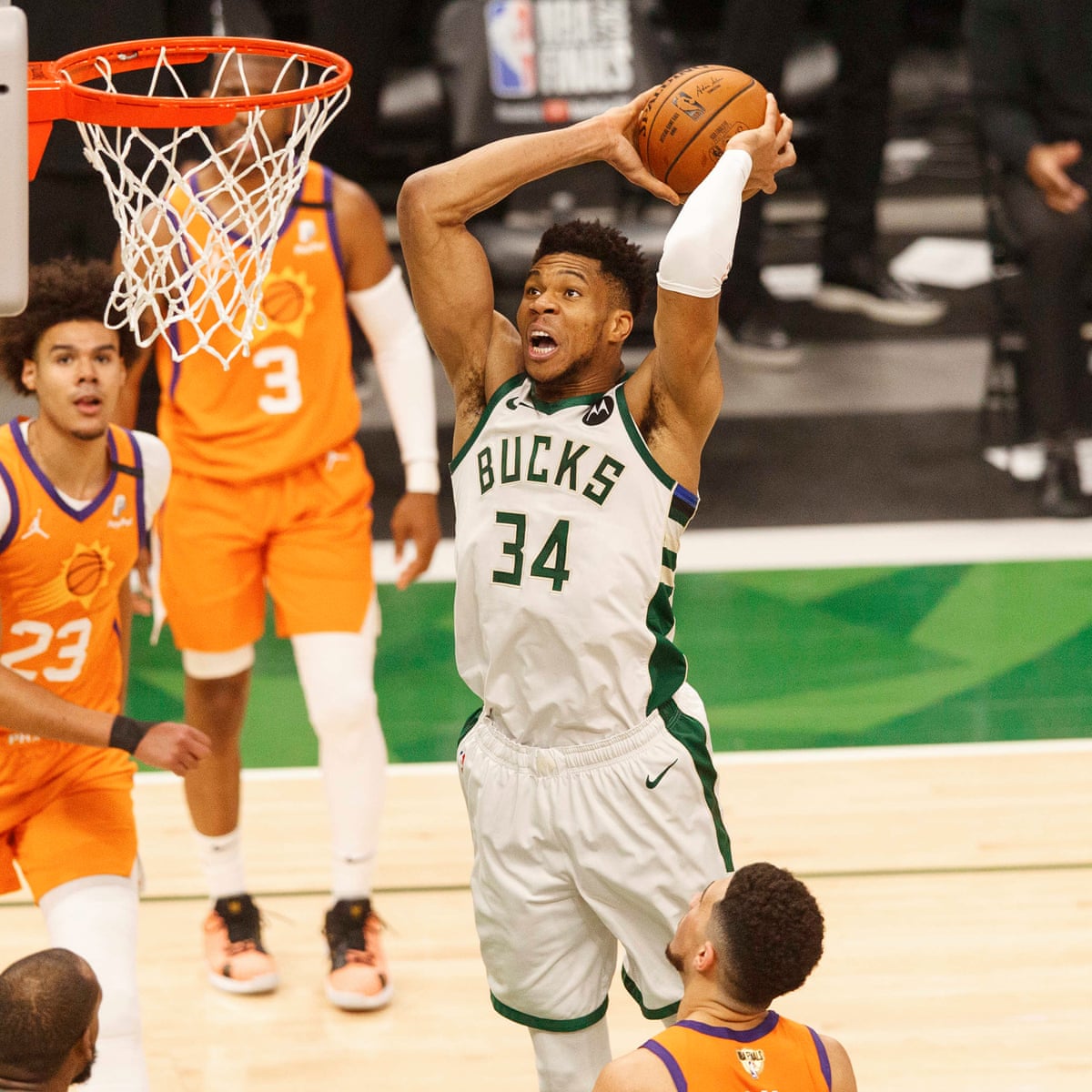 Nba Finals 2021 Game 4 Phoenix Suns 103 109 Milwaukee Bucks As It Happened Sport The Guardian Nba Finals 2021 Game 4 Phoenix Suns 103 109 Milwaukee Bucks As It Happened Sport The Guardian
