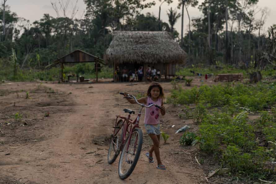 Indigenous village of Urumon ethnicity near the community of Palmeiras.