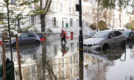 People evacuated as burst water main floods homes in north London | London