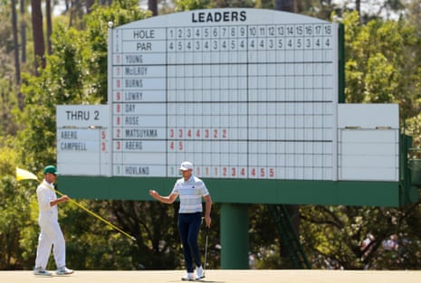 Sweden's Ludvig makes a birdie on the 3rd hole.