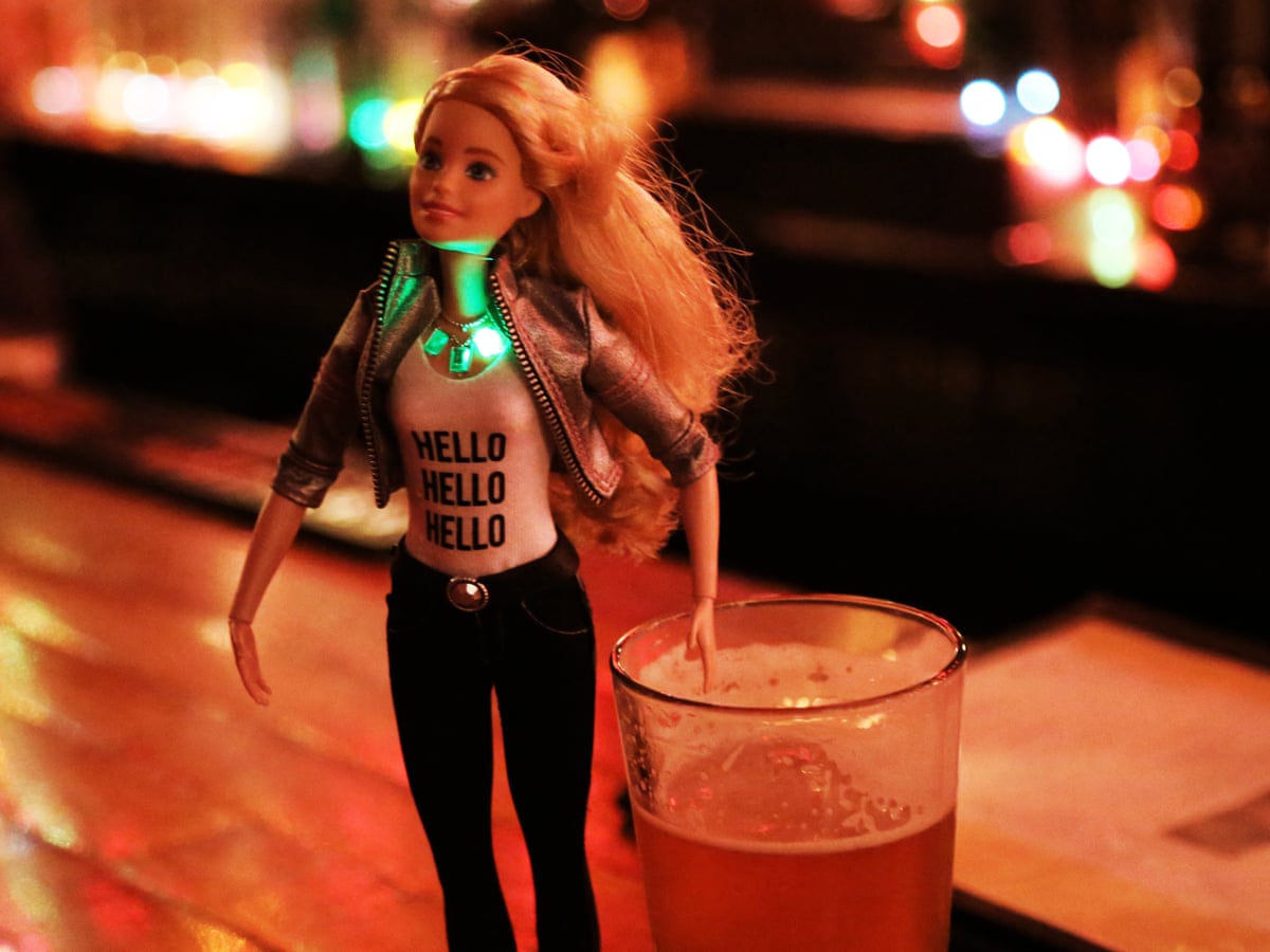 Hello Barbie Fashion Obsessed Talking Doll Thinks I M Amazing Or So She Said Toys The Guardian