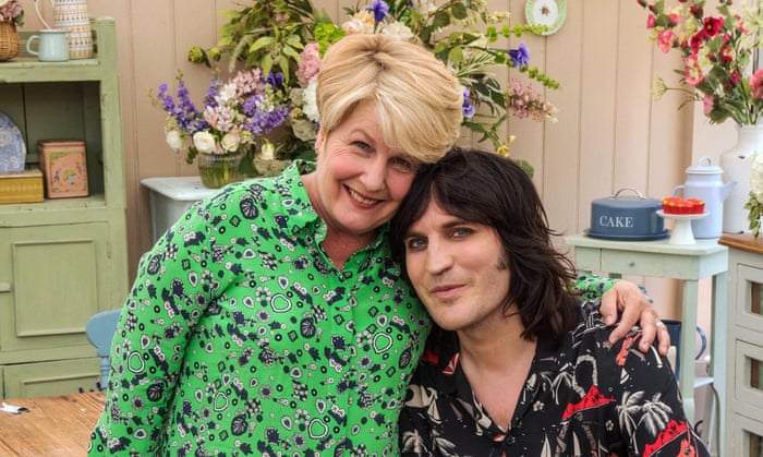 Sandi Toksvig Quits As Great British Bake Off Co Host Television