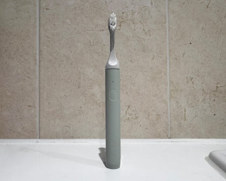 Suri Core 1.0 toothbrush