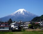 Man leaves young son on Mount Fuji before ascending Japan’s highest peak