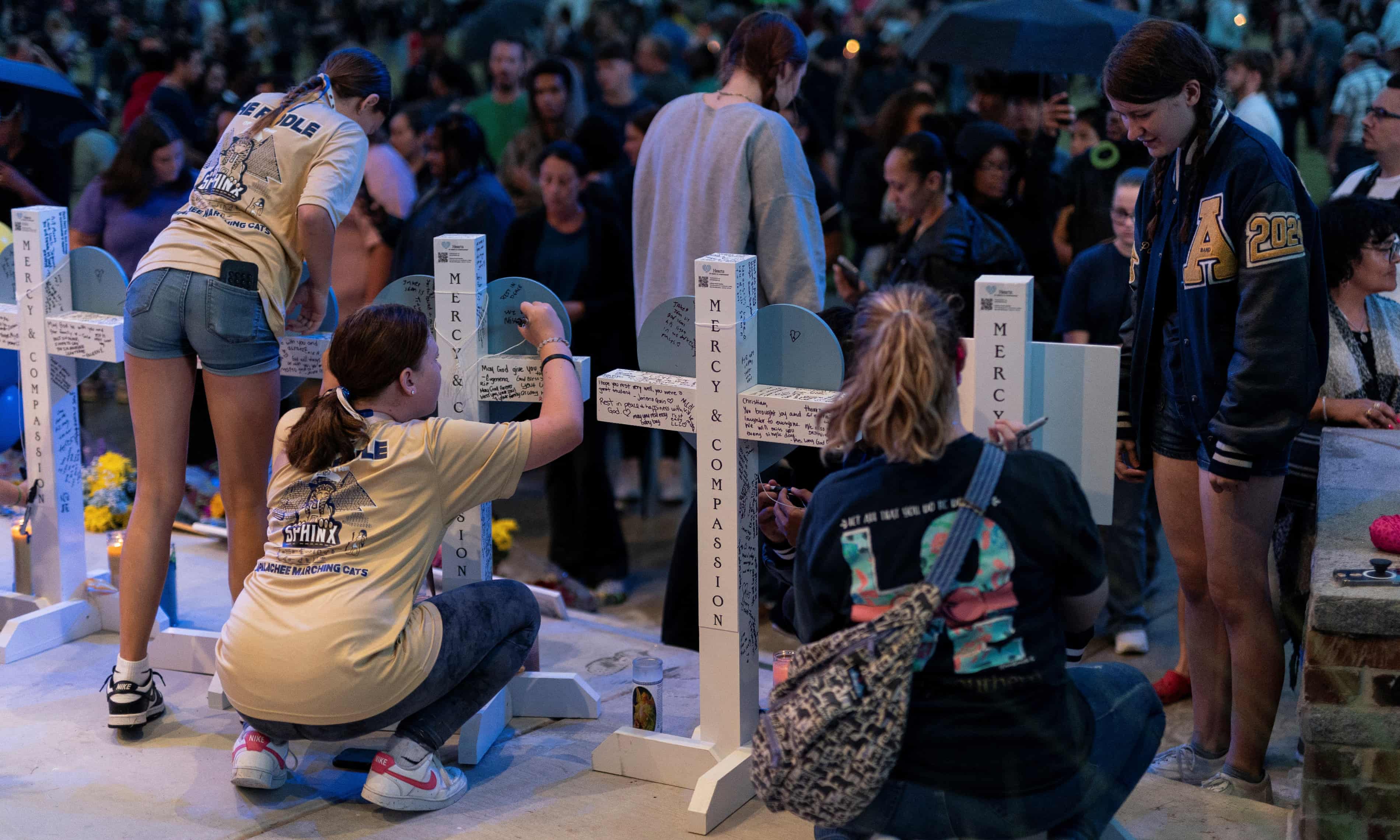 Mother of Georgia shooting suspect called school to warn of emergency, relative says (theguardian.com)