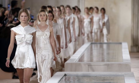 balenciaga wedding dress runway Balenciaga Spring 2026 Ready-to-Wear Fashion Show