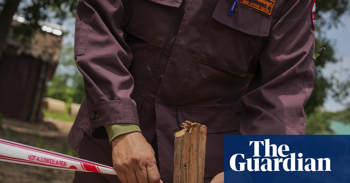 Three Thai soldiers injured by landmine on border with Cambodia, army says | Thailand Three Thai soldiers injured by landmine on border with Cambodia, army says | Thailand