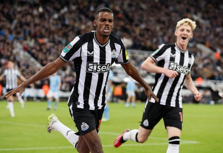 Alexander Isak celebrates after scoring for Newcastle against Manchester City in the Carabao Cup