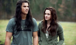 Taylor Lautner with Kristen Stewart in The Twilight Saga – New Moon, 2009.