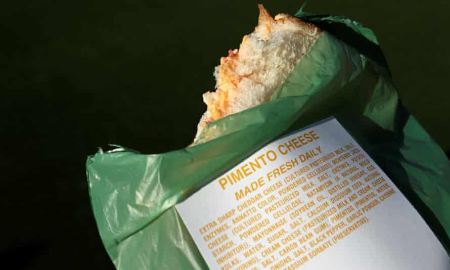 ساندویچ پنیر pimento معروف آگوستا.