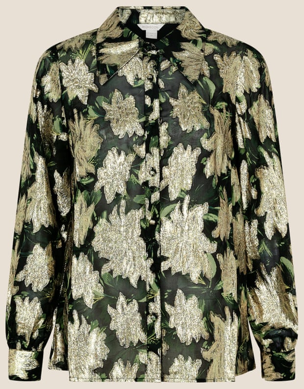 3. เสื้อเบลาส์ Theodora ราคา 60 ปอนด์ monsoon.co.uk