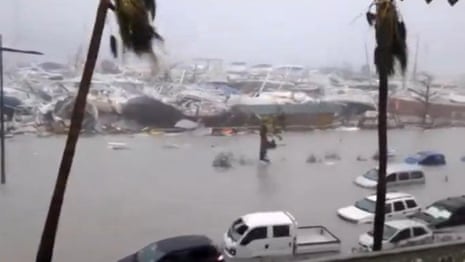 Storm Irma hits Saint Martin island – video