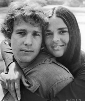 O’Neal with Ali MacGraw in 1970 in a promotional portrait for Love Story