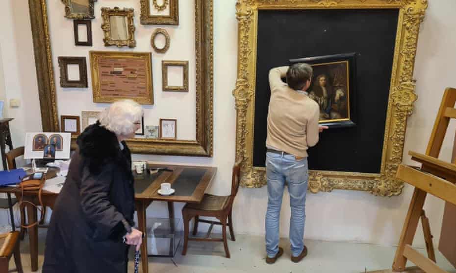 Charlotte Bischoff van Heemskerck sees the painting for the first time in 80 years. 