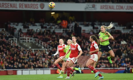 Millie Turner of Manchester United scored her team's second goal.