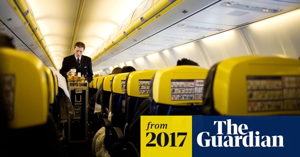 First Pilots Now Cabin Crew Ryanair To Recognise Other Unions