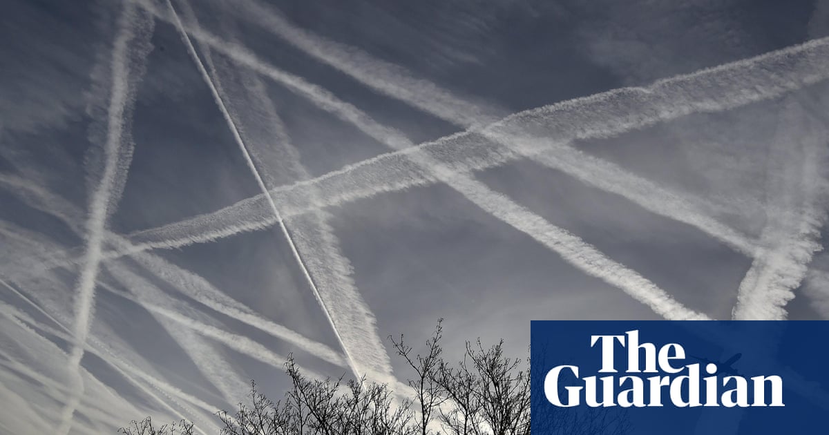 aircraft contrails bring warmer