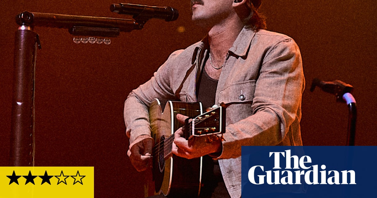 Morgan Wallen review country's biggest star sings of whiskey, heartbreak and more whiskey