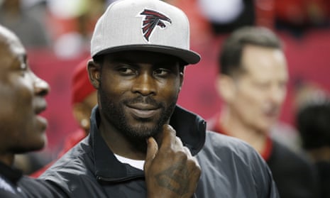 Michael Vick could hurt teams with his legs as well as his arm