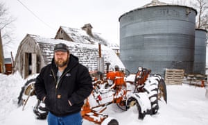 Aktivista Nick Schutt ve Williams, Iowa.