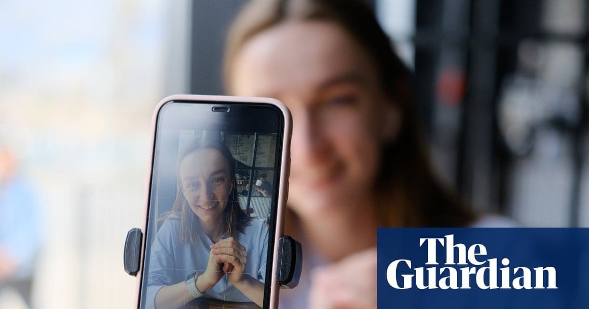 Instagram Is Becoming the New LinkedIn: How Gen Z Uses Social Media to Get Hired in the US Instagram Is Becoming the New LinkedIn: How Gen Z Uses Social Media to Get Hired in the US