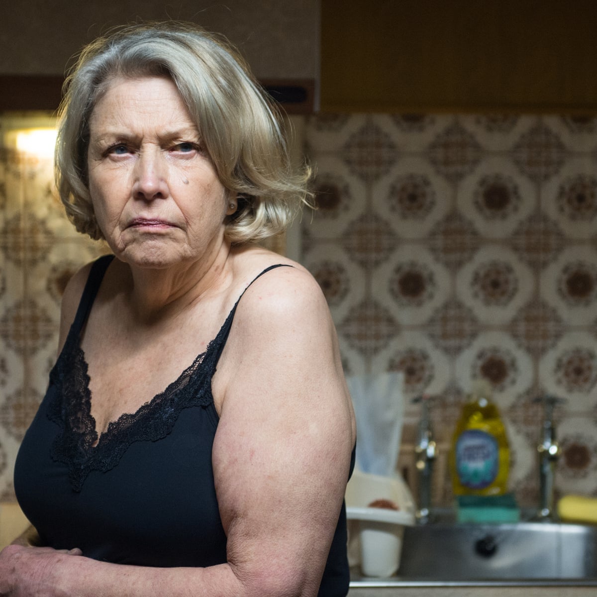 Anne Reid Why Am I Cast As Dreadful Mothers I M Adorable Film The Guardian Anne Reid Why Am I Cast As Dreadful Mothers I M Adorable Film The Guardian