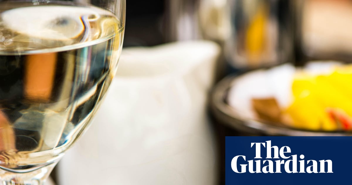 People in UK spend fewer years in good health than a decade ago, study finds