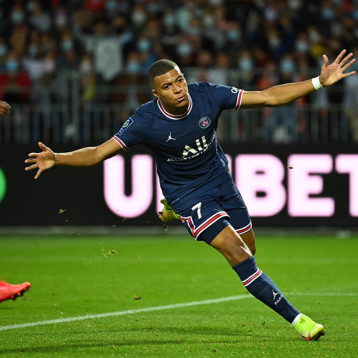 Mbappe Keeps Psg Perfect Without Messi While Szoboszlai Stars For Leipzig European Club Football The Guardian Mbappe Keeps Psg Perfect Without Messi While Szoboszlai Stars For Leipzig European Club Football The Guardian