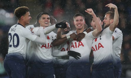 Juan Foyth (3rd from right) celebrates after scoring the lone goal in Spurs' win at Crystal Palace in November 2018