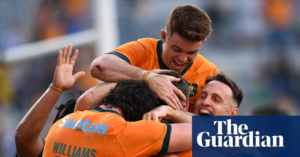 Angus Bell’s last-gasp try gives Wallabies dramatic Rugby Championship win over Argentina