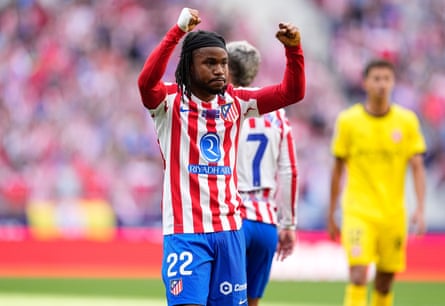 Ademola Lookman celebrates scoring for Atlético Madrid