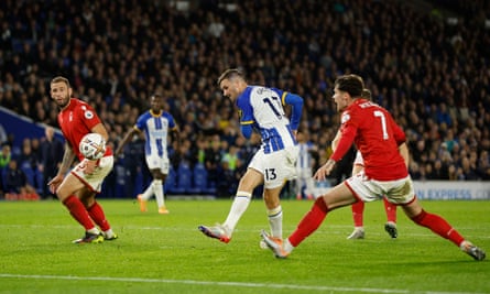 Pascal Gross fires a shot at the Nottingham Forest goal