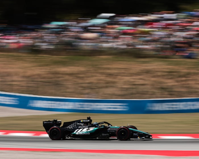 George Russell bounces back in style to claim pole at Barcelona-Catalunya GP