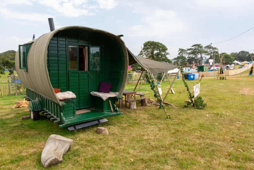 Ein Wohnwagen im Camp Bestival, Dorset.