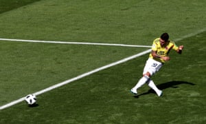 Juan Quintero scores for Colombia