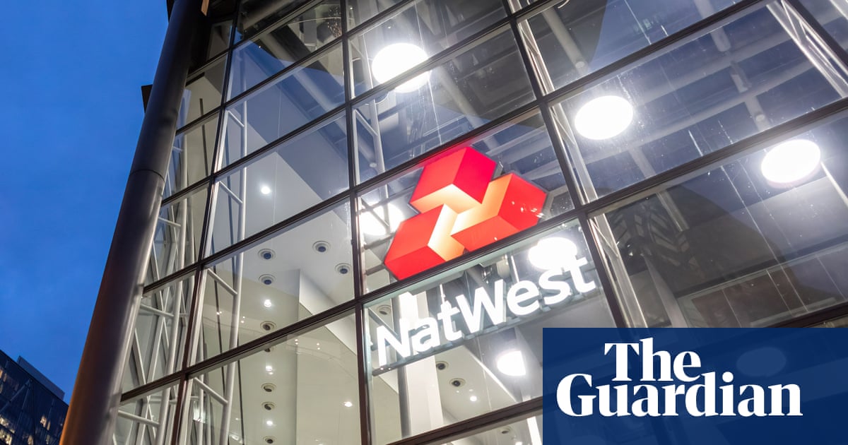 NatWest returns to majority private control as it buys back £1.2bn in shares