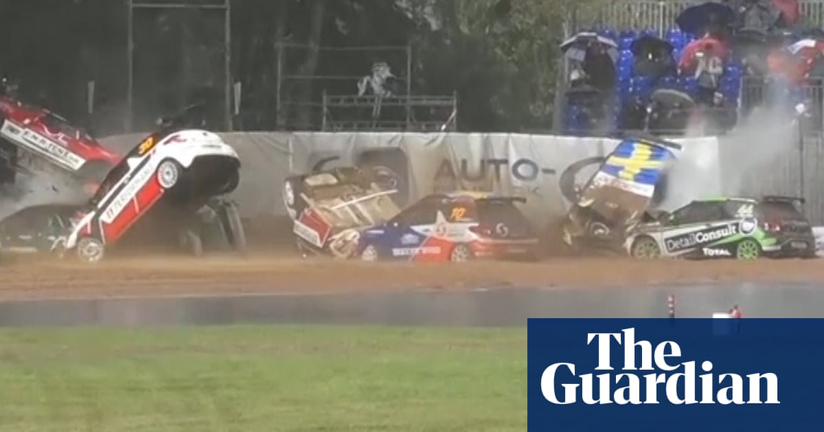 Eleven cars skid into mass pile-up in Citroën DS3 Cup race – video