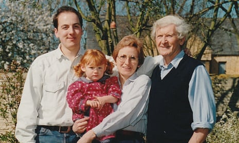 Dick King-Smith (right), pictured with grandson Tom Fisher, daughter Liz Rose and great-granddaughter Josie Rogers in 1998.