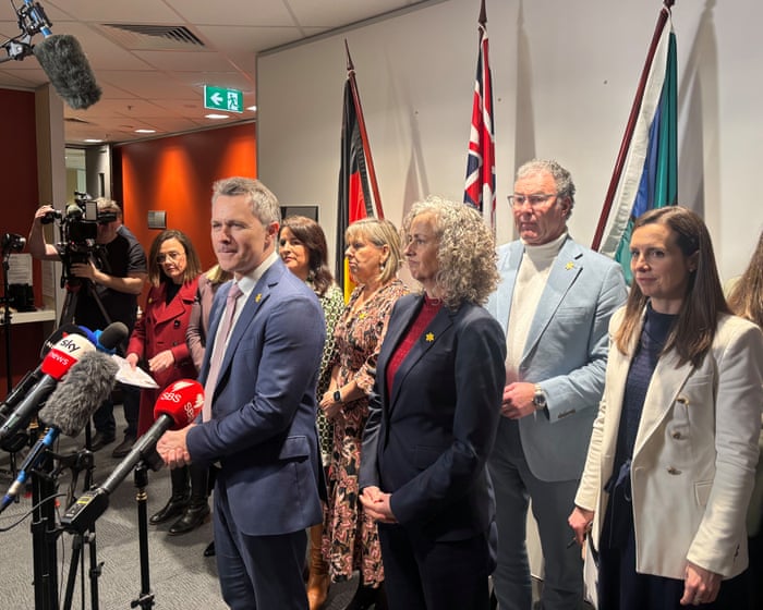 National childcare worker register, CCTV trial and mobile phone ban declared in major Australian safety reform