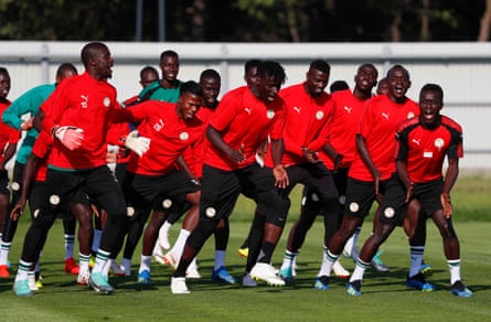 The Whoe Senegal team for giving us this, the best training warm up ever.