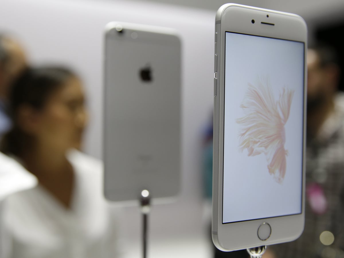 Why Apple Shouldn T Be Selling A 16gb Iphone 6s Or 6s Plus Apple The Guardian Why Apple Shouldn T Be Selling A 16gb Iphone 6s Or 6s Plus Apple The Guardian