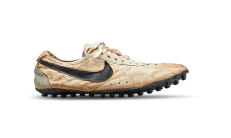naast Monet Roeispaan Sole to the highest bidder: Sotheby's to auction rare Nike sneakers | Nike  | The Guardian