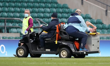 Jack Willis is taken off after sustaining the serious knee injury during England’s win against Italy at Twickenham.