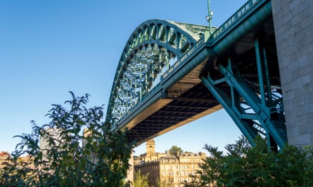 Tyne Bridge spanning the river Tyne to join Gateshead and Newcastle