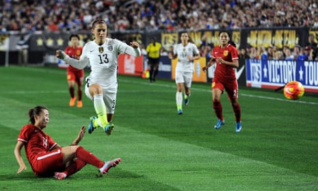 Alex Morgan takes on Zhao Rong during USA’s 2-0 win over China in Phoenix.