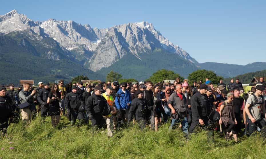 Police and protesters at the G7 summit in Garmisch Partenkirchen.