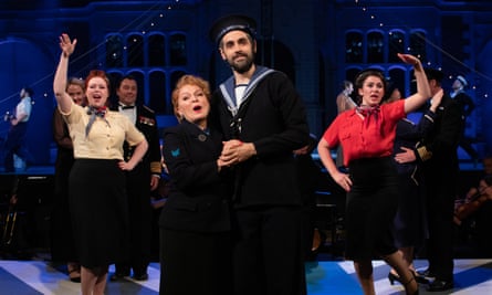 Lucy Schaufer and John Savournin, centre, and company in HMS Pinafore.